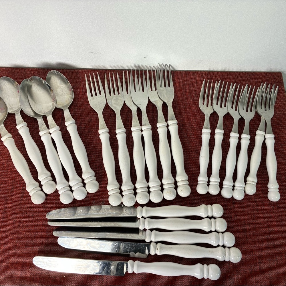 Vintage Japanese Stainless Steel Flatware Set (22p cs)